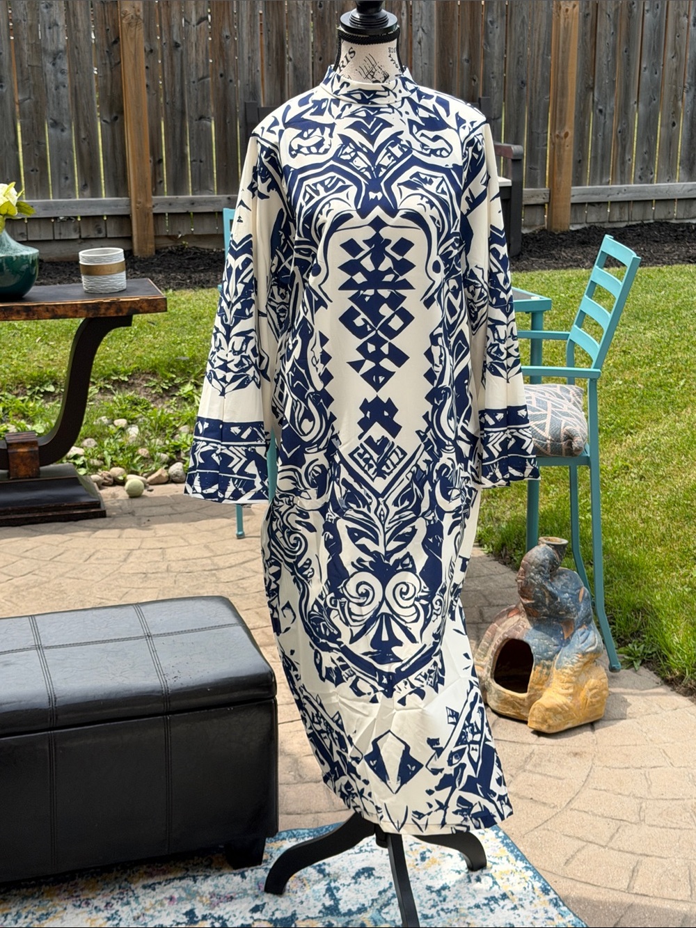 Elegant Navy and Cream Geometric Maxi Dress